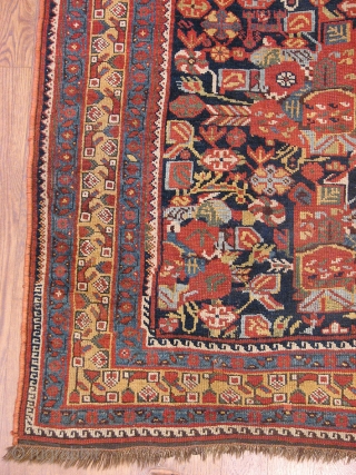 Khamzeh, Persia, 3,42 x 1,88 m ( 11,2 x 6,16 feet ), late XIX century. In very good condition, at places slightly worn. Feel free to ask your questions.    