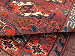 Antique Yomud Chuval with a rare and particularly good minor gul often seen on older Turkmen subgroup bags and main carpets. Great spacing and drawing with a fine weave and excellent condition  ...