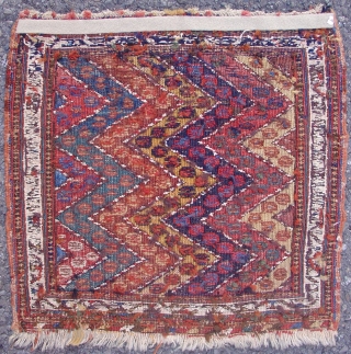 Colorful Afshar sumak bag with a zig-zag field, cotton whites. Size = 1'6" x 1'6". Inv. # 14823.               