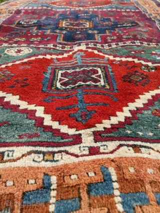 Wonderful East Anatolian Kurdish rug circa 1850
207cm x 130cm (6’9 x 4’3)
                     