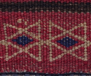 AUTHENTIC Afghan Kochi Sumak (Soumac) circa 1990 267x102cm


This simple yet beautiful hand-woven nomadic sumak is a work of Afghan nomads 
Material: Highland wool on cotton Flat-weave 
Age: +/- 25 years old 
Condition:  ...