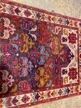 A lovely small-format Daghestan prayer rug with Bidjov motifs. Short pile, cotton base. Small defect reflected in the price 
1930-40s A very decorative piece from the Stalinist era
You may want to read  ...
