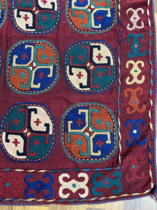 Uzbek kilim embroider