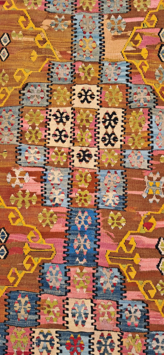 Initially, I thought it was Aleppo, but in the end I was convinced by the experts that it is a Yahyali Yoruk kilim Size 330x126cm
SOLD Thanks       