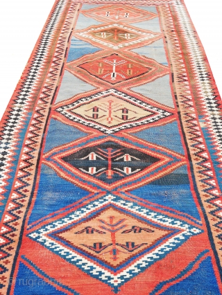 In the opinion of a respected expert, it is a 1880-1910 Luri (a period when both Luri and Qashqai shared territories in Fars) in mix kilim and soumak techniques
Measurements> 370cmx141cm or 12.2x4.6  ...