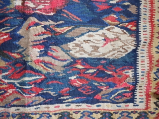 Senneh kilim, early 20th c.
205 x 119 cm. Beautiful colours, good conditions, lined.                    