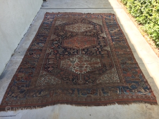 1880's QASHQAI 6x9 Rug:
Also known as Shiraz rug, this Qashqai Rug is a definite treasure. 
This wool rug hand made in Iran is 6x9, very thin, all over wear, all over pattern,  ...