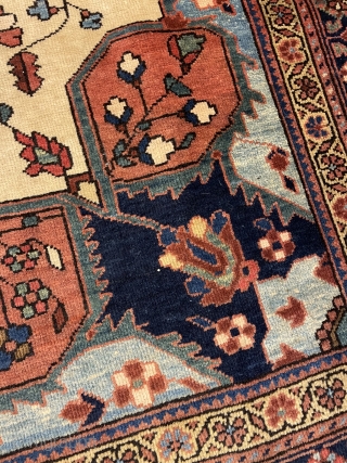 An Antique Farahan-Persian about 100 years,very nice naturall colrs,over all good condition,a very small repair in the corner. size:194x130 cm             