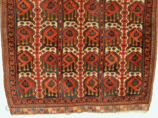 Ersari Rug, Centraal-Azië (midden Amu Darya regio),very good condition and good color's.
size;155x122 cm                    