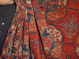 Tekke medium size (rare) rug. 220x160cm. Natural colours. Late nineteenth century. Inquiries: info@pleijsierproductions.nl                    