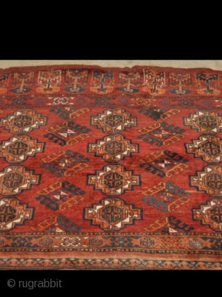 An old Kizyl Ayak chuval with 147/100 cm plus kilim. Good shape with little demages. Yello silk highlights.               