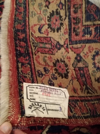 An antique Kömürcü Kula rug with 343/143 cm. Good shape with original endings and some spots of wear. No tinting. Some good old repairs. On wool foundation.      