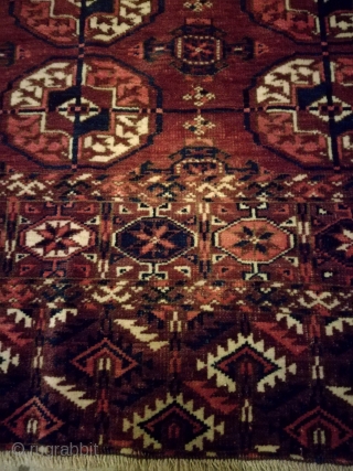 An antique Tekke rug, 160/120 cm. Used and signs of wear. Fine with good wool.                  