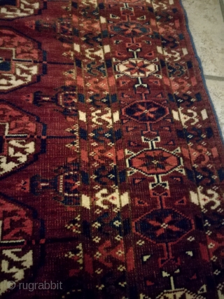 An antique Tekke rug, 160/120 cm. Used and signs of wear. Fine with good wool.                  