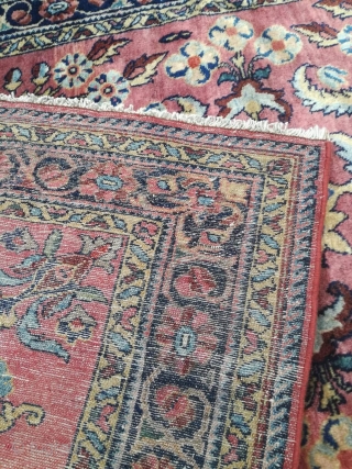 An old Iran Lilihan rug in perfect condition. 160/100 cm. Very fine weaving.                    