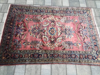 An old Iran Lilihan rug in perfect condition. 160/100 cm. Very fine weaving.                    