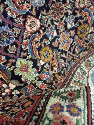 An antique Malayer Feraghan with 240/126 cm. Good shape wirh low pile. Great border design.                  