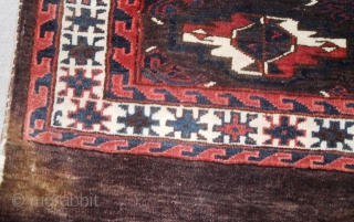 Yamut Bag Carpets size is 110 cm x 80 cm                       