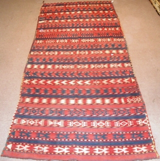 Uzbek kilim size is   300 cm x 125 cm                      