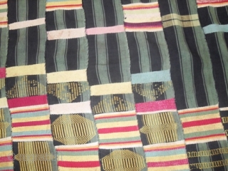 Kente textile  very good condition size is  350 cm x 150 cm                   