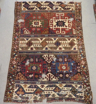 Antique Caucasian Kasım Oushak Rug Circa 1880.90 Size.185x125 Cm                        