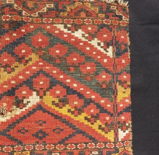 Antique Türkmen Beshir Torba Fragment Size.60x42 Cm                          