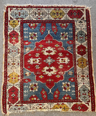 Antique West Anatolian Çal Rug Around 100 years old Size 105x90 Cm                     