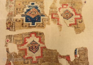 Early 18th Century Central Anatolian Kapadokya Fragment Rug Size.185x108cm                        