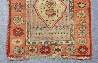 Second 19th Century East Anatolian Sivas Yastık Size.76x65 Cm                        