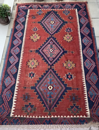 Shirvan Kelim  mid 19th Century 
Measuring 8’ x  5’2”
Good condition 

Shipping is not included in the price              