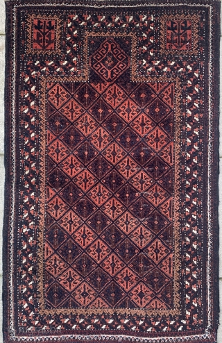 Baluch - Late 19th Century 
Measuring 4’3” x 2’7”
Mint condition

Beautiful colours and unique design                   