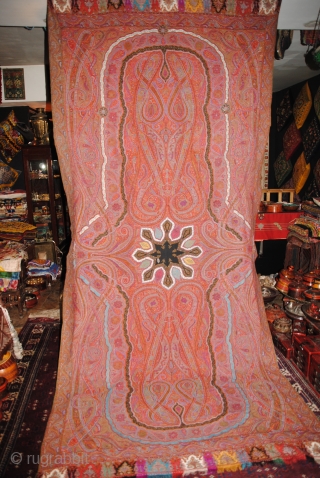 Exceptional INdian Hand embroidered Pieced shawl in great condition, apart few very small hole, Rare four season center and very fresh colours, The embroidery is very fine, long size more than 3  ...