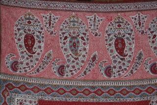 beautiful Old Paisley kalamkar in great condition, very nice colours                       