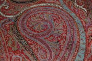 Beautiful 19th Century INdian Shawl in Great condition, very beautiful colours, the colours are far better in real than in pictures, i have taken a picture to prove the freshness of the  ...