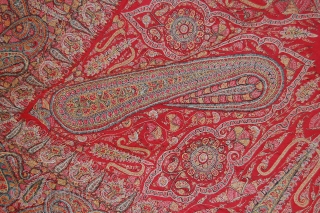 Beautiful 19th century Kirman embroidery, very good condition, fine embroidery and very nice colours, size is 170/180.                