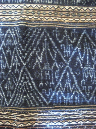 --MEIFU LI MINORITY, HAINAN ISLAND CHINA, -WOMANS COTTON INDIGO IKAT TUBE SKIRT.

 (-the main image  of the skirt is shown slightly over-exposed in order to highlight the intricate detail of this  ...