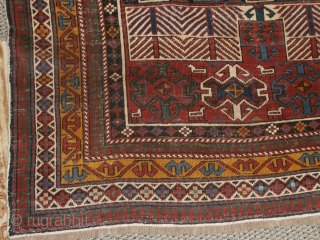 A beautiful Antique Shirvan rug, circa 4th quarter of the 19th Century. It has all the qualities of a collector's Shirvan. The vegetable or natural dyes are still their originality. The rug  ...