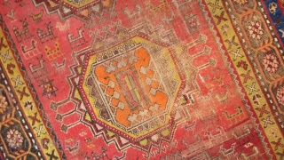 Caucasian Rug
4.02 x 8.52 ft (123 x 260 cm)
Approximately 80 years old. Quite large in size. In pretty good condition but with some color fading and deformation.
      