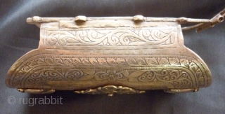 Silver hallmarked buckle.
Fine example of Jewish silversmithing
Hallmark 1925 
15 cm long 4.8 cm wide 4 cm tall
                