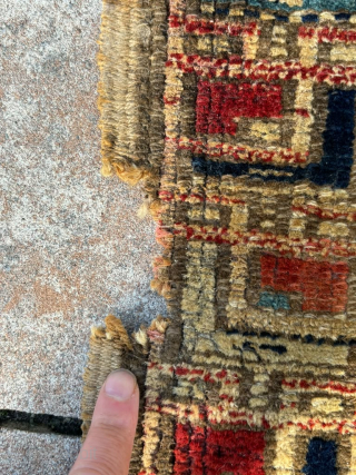 Vintage Azerbaijani Runner Rug – 360 × 103 cm

Beautiful vintage runner rug from Azerbaijan, featuring a striking traditional geometric design. The rug has a deep navy blue field with a sequence of  ...