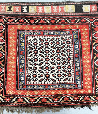caucasian bag face possibly Shirvan area unorthodox but very bold juxtaposition of colors on a piece with 60x70 measurement good condition 
100€ plus shipping
Contact: slip_knot_982@yahoo.com or WhatsApp +49 1523 4681016   