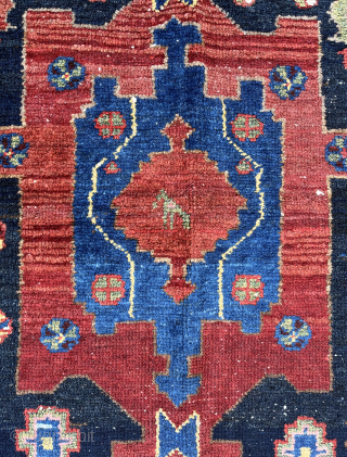 Super rare Taleghan Armenibaft in good condition charming graphics on indigo ground
120x200
Only 350€ plus shipping
Contact: WhatsApp +49 1523 4681016