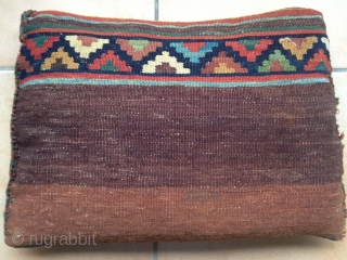 Antique Gashgai bag face filled * very nice colours * very good condition
Size:  42 x 30 cm


 
              