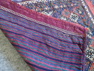 Antique Kurdish Sumak bagface, very good condition, nice colours
Size: 100 x 80 cm                    