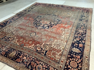 Antique Kashan Mohtasham rug size 315x253 cm
Some wear , strong abrash!                      