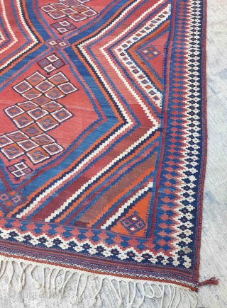 This is an Afshar kilim from Darab city , Darab is a border city between Qashqai's area and Afshar tribe area , there are similarities between Qashqai designs and Afshar traditions in  ...