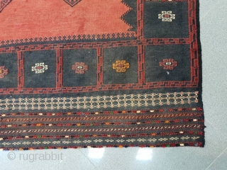 Rare baluch sofreh in red , with nine stars ,borders are oriented with colourful  piles stars , endings are folded
Circa 1950 , 150 * 145 cm 
A real tribal treasure  