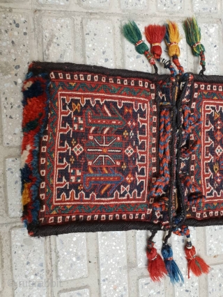 Enchanting Bakhtiary mini size khorjin(achmeh),excellent  condition 
Edges are weaved perfectly with goat hair
A rare piece                 