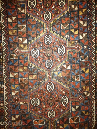 Khamseh rug

Hypnotic rug woven by Arab's of Khamseh confederation , known as MAZID ABADI arabs.
The rug is completely in excellent condition,  piles lenght are entirely at same level , weaving is  ...