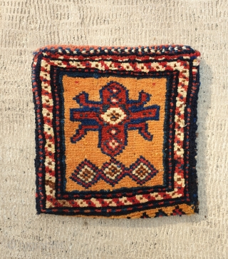 Double faced charming chanteh,from nasrabadi tribe (qashqai) 
Size 23 * 21 cm ,circa 1950 
                  